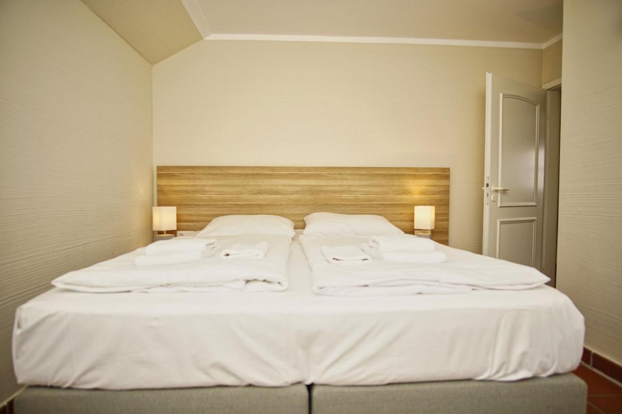 Strandnahe Ferienwohnung Mit Eigener Terrasse - Feriendorf Bakenberg Fewo D06 Dranske Eksteriør billede