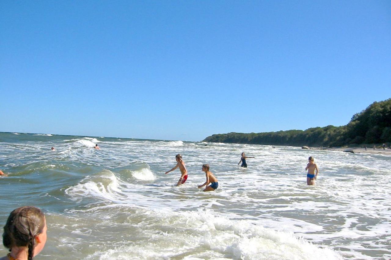Strandnahe Ferienwohnung Mit Eigener Terrasse - Feriendorf Bakenberg Fewo D06 Dranske Eksteriør billede