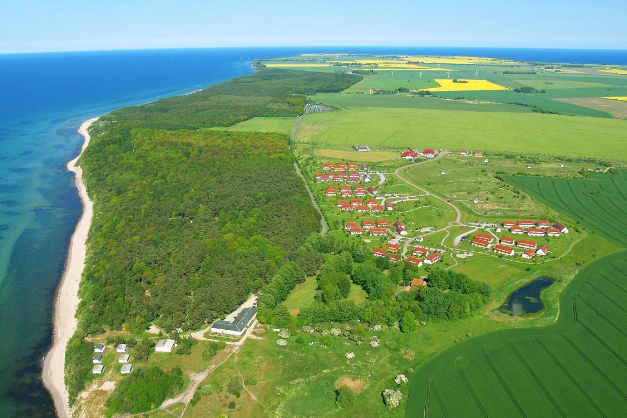 Strandnahe Ferienwohnung Mit Eigener Terrasse - Feriendorf Bakenberg Fewo D06 Dranske Eksteriør billede